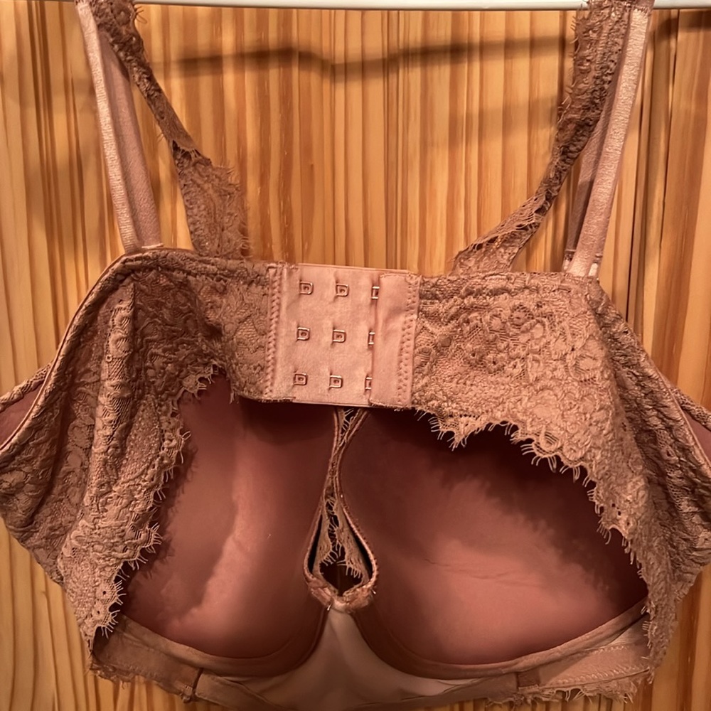 Aerie blush pink mauve bra with lace detail 36D - Picture 2 of 2